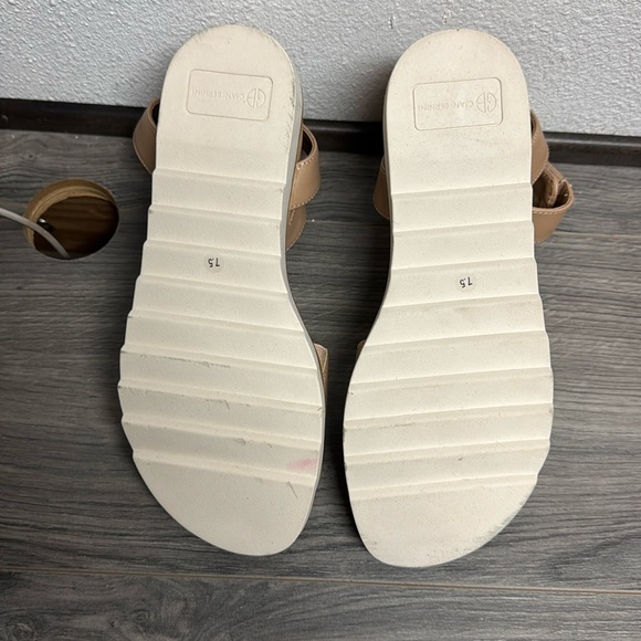 Giani Bernini Women's Constancia Ankle Strap Wedge Sandals - Picture 4 of 7